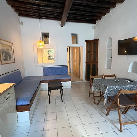 Neoclassical Apartment, Central Chora Andros Buitenkant foto